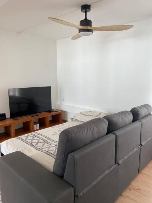 Rare ! Spacieux T3 En Roof-Top Au Barachois - 2 Ch Climatisees - 6 Couchages - Proche Aeroport Сен-Дені Екстер'єр фото