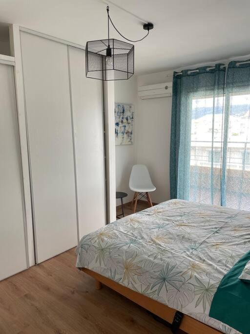 Rare ! Spacieux T3 En Roof-Top Au Barachois - 2 Ch Climatisees - 6 Couchages - Proche Aeroport Сен-Дені Екстер'єр фото
