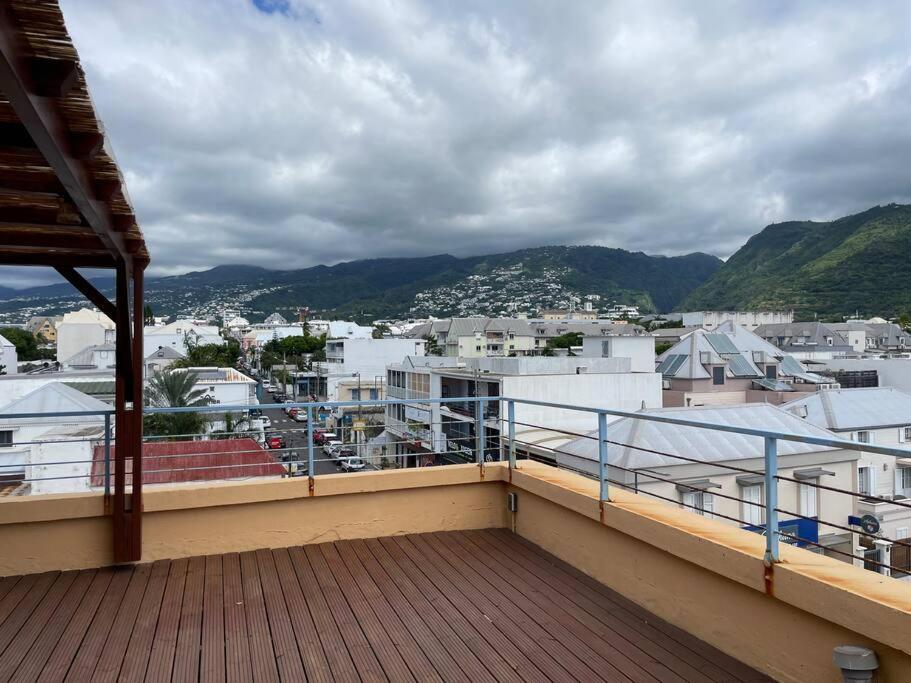 Rare ! Spacieux T3 En Roof-Top Au Barachois - 2 Ch Climatisees - 6 Couchages - Proche Aeroport Сен-Дені Екстер'єр фото